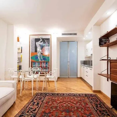 Brera Area Lovely Apt Close To Piazza Duomo Milan Exterior photo