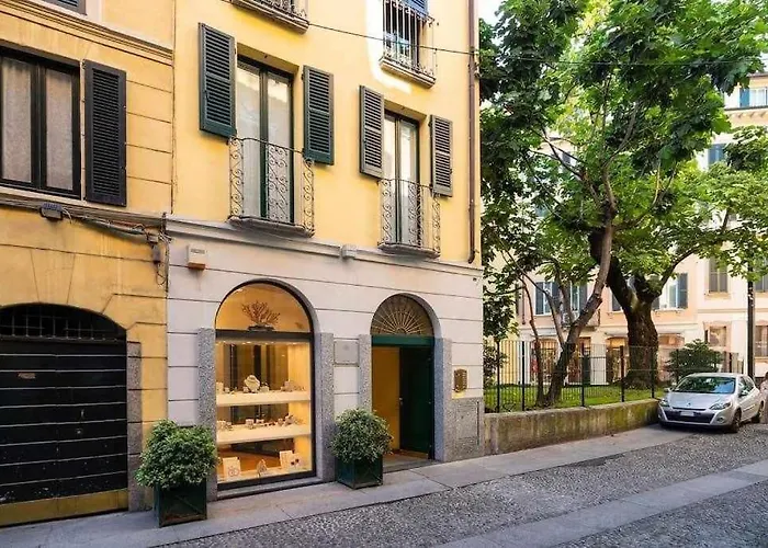 Brera Area Lovely Apt Close To Piazza Duomo